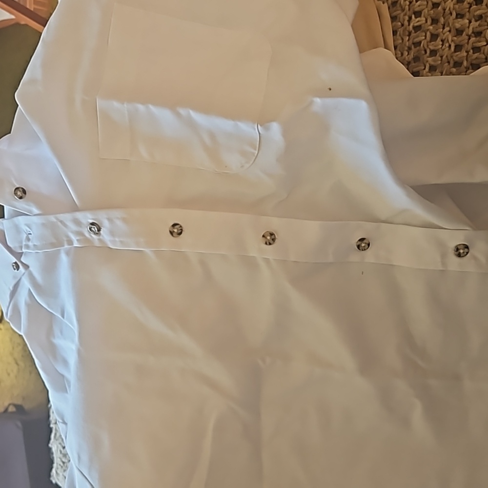 Shirt - Picture 7 of 7